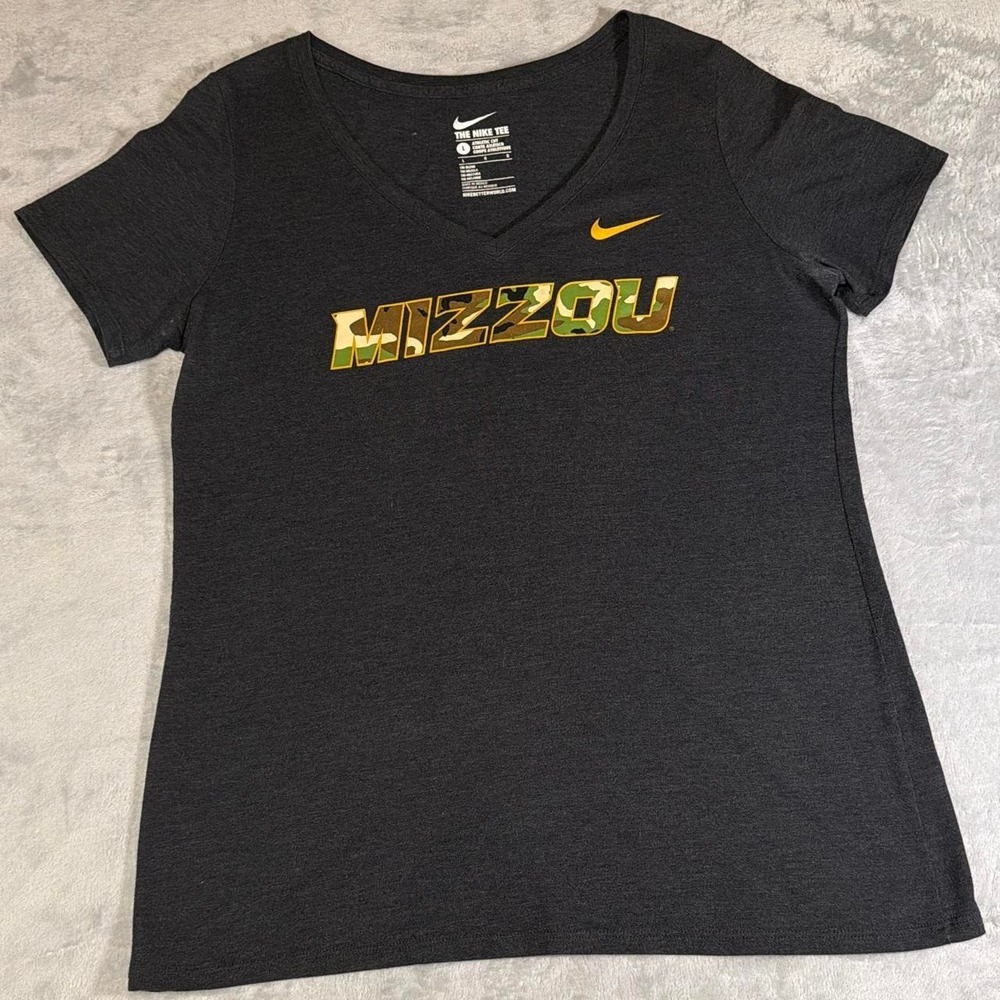 Vintage Nike Mizzou Camo Tigers T-Shirt | Charcoal Gray | Large